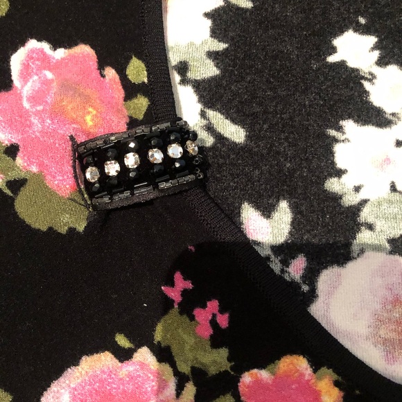 Printed sweater with rhinestone detail - Picture 3 of 5